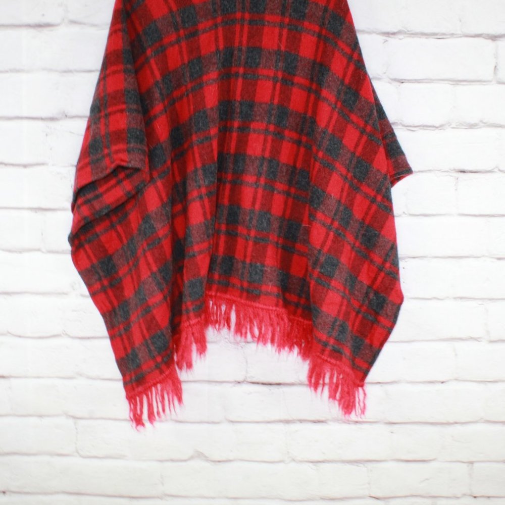 Diane Kirkup Red Flannel Poncho Fringe Hem Wrap Sweater Size OS - Picture 6 of 8